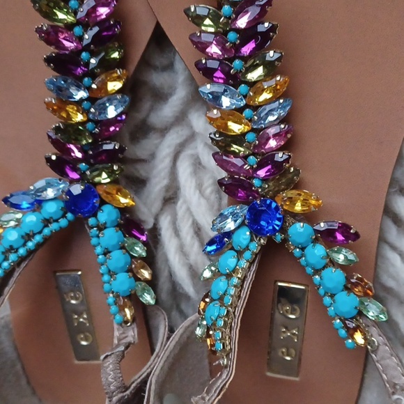 Sandals - Picture 6 of 16